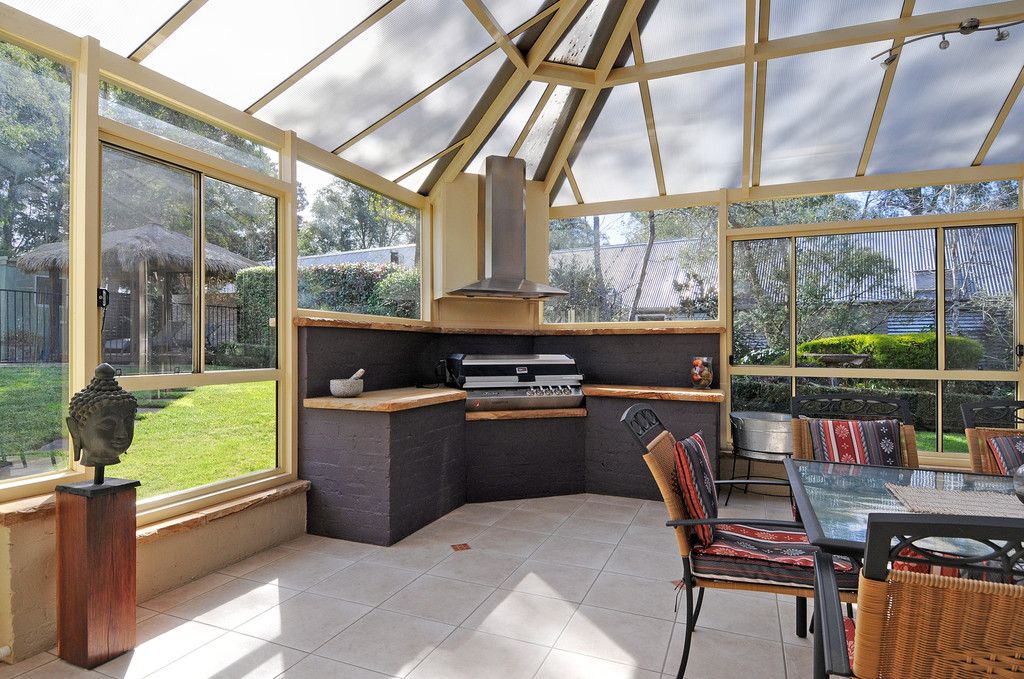 7 Young Road, MOSS VALE, NSW 2577