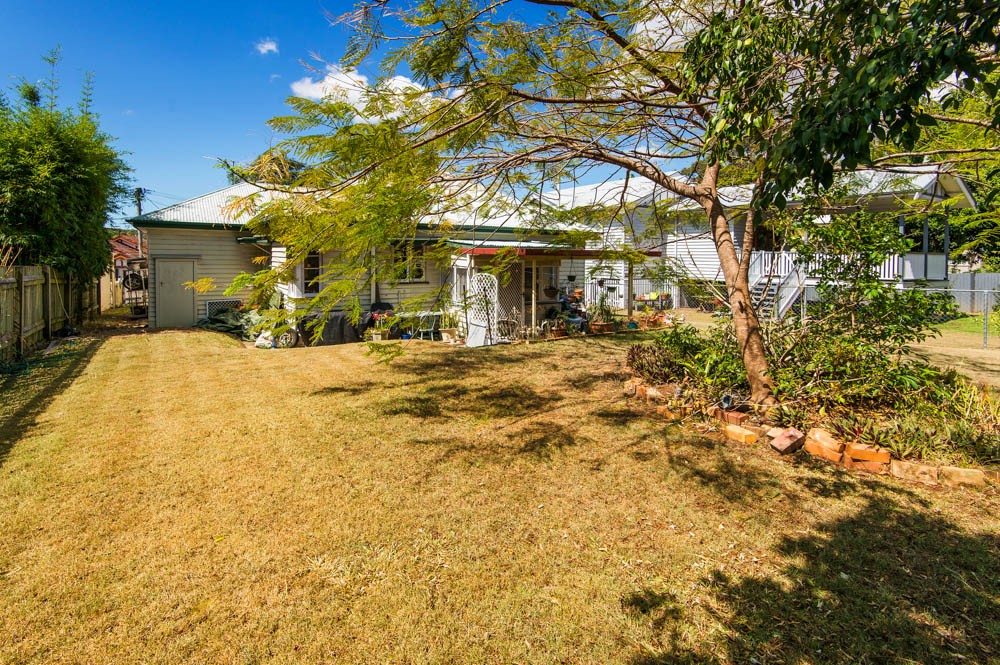 23 Lamette Street, HOLLAND PARK, QLD 4121