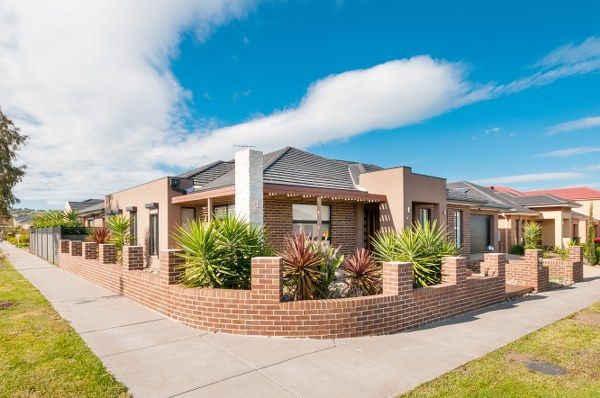 43 Middlesborough Drive, CRAIGIEBURN, VIC 3064