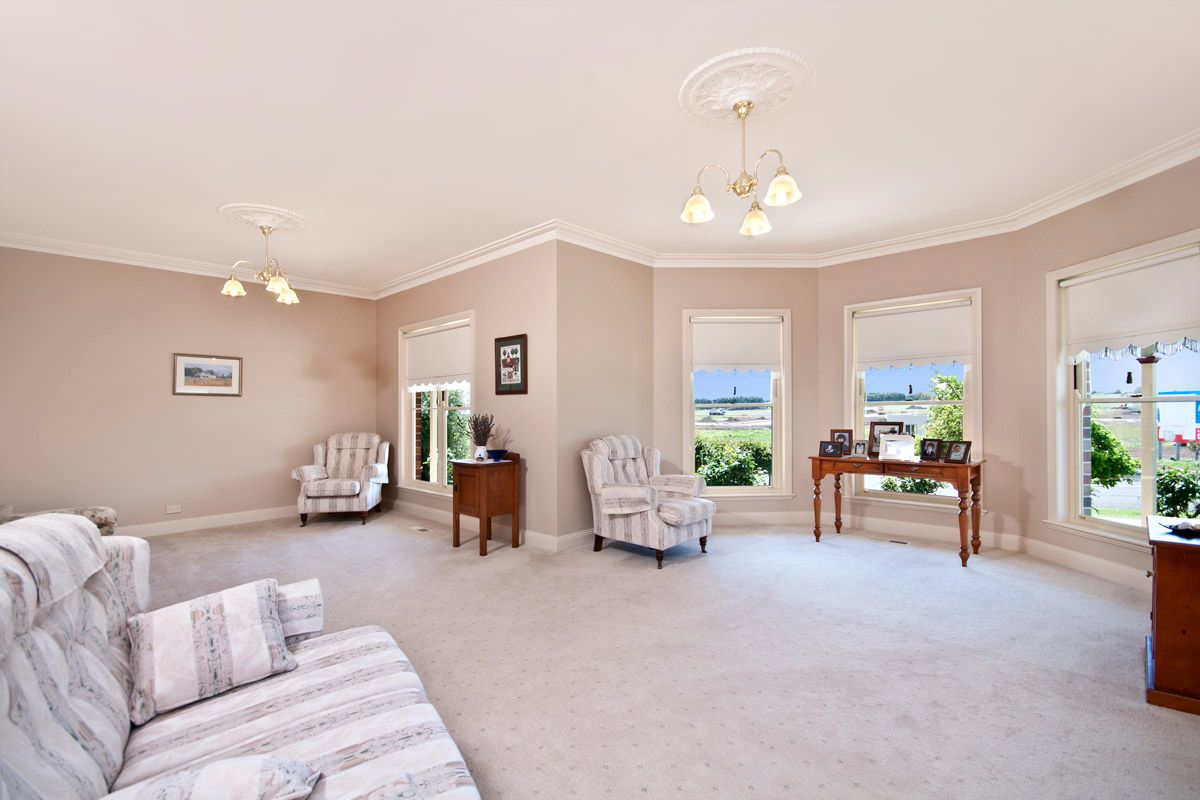 151 Whites Road, WARRNAMBOOL, VIC 3280