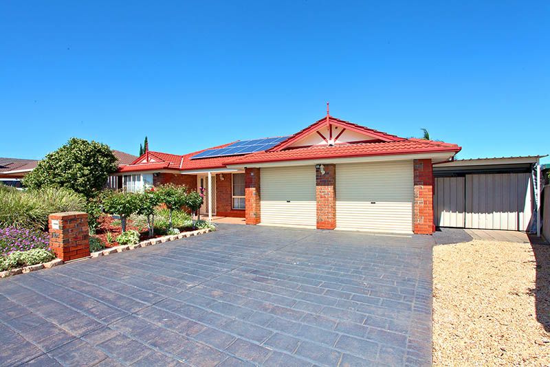 16 Glastonbury Way, CRAIGMORE, SA 5114