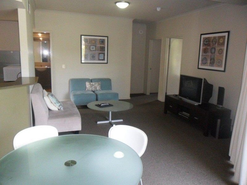 1088/1 Ocean Street, BURLEIGH HEADS, QLD 4220