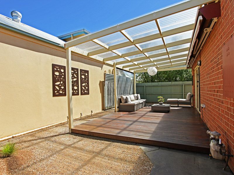 16 Sherbourne Terrace, NEWTOWN, VIC 3220