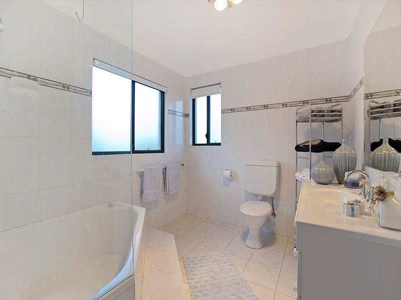 12 Morna Place, KAREELA, NSW 2232