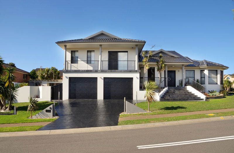1 Llanberis Drive, MENAI, NSW 2234