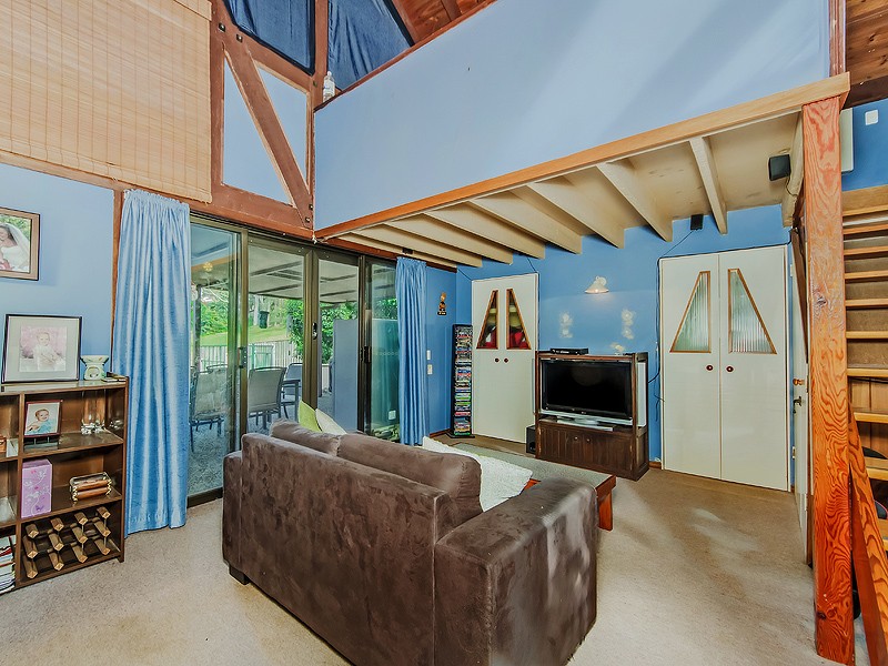 6 Marrantin Court, CARRARA, QLD 4211