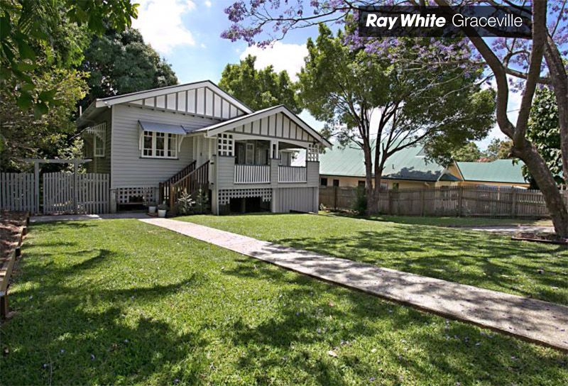 25 Kathleen Street, CORINDA QLD 4075