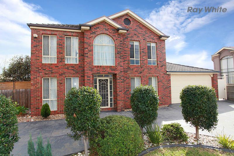 23 Pacific Place, TAYLORS LAKES VIC 3038