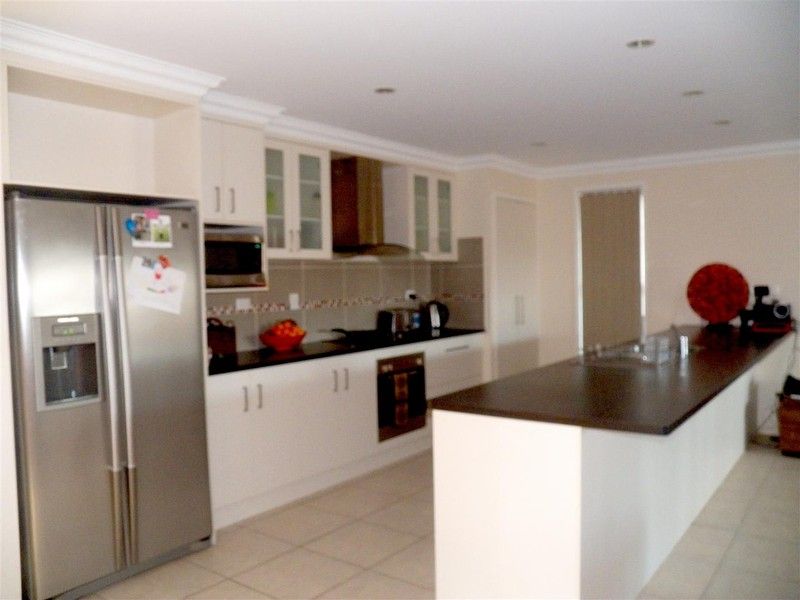41 Liriope Drive, NEW AUCKLAND, QLD 4680