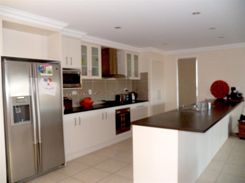 41 Liriope Drive, NEW AUCKLAND, QLD 4680