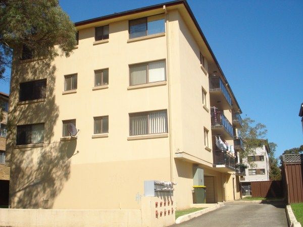 15 Hart Street, WARWICK FARM NSW 2170