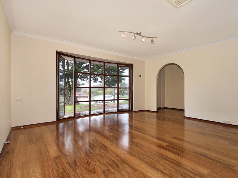 1 Carbridge Way, DUNCRAIG, WA 6023