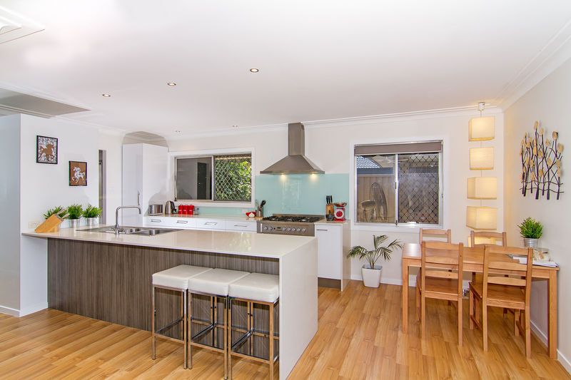 199 Mallawa Drive, PALM BEACH QLD 4221