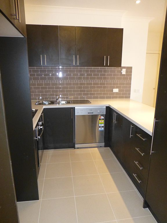 202/5 Wardens Walk, COBURG, VIC 3058