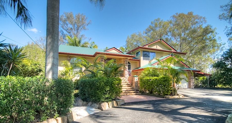 7 Riverside Court, BARELLAN POINT QLD 4306