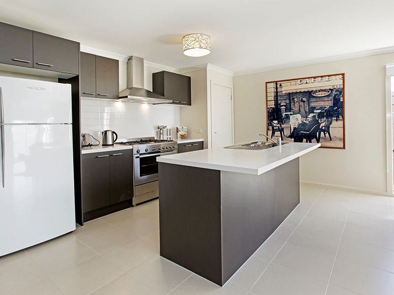 37 Diaz Drive, GROVEDALE, VIC 3216