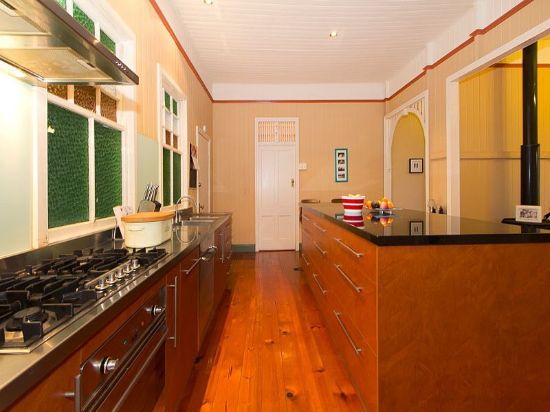 154 Maygar Street, WINDSOR, QLD 4030