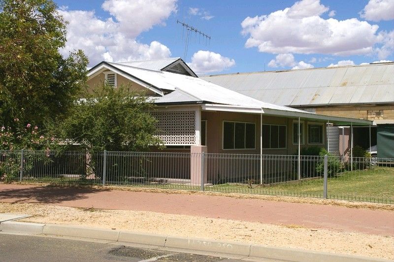19 Murtho Street, RENMARK SA 5341