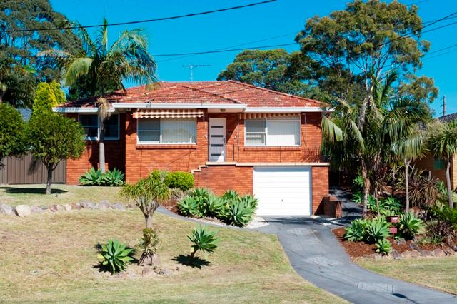 33 Shoalhaven Road, SYLVANIA WATERS NSW 2224