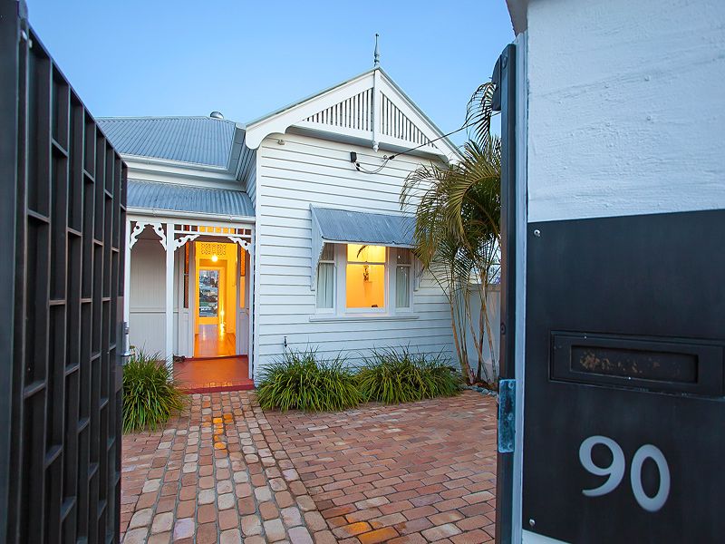 90 Enoggera Terrace, RED HILL, QLD 4059