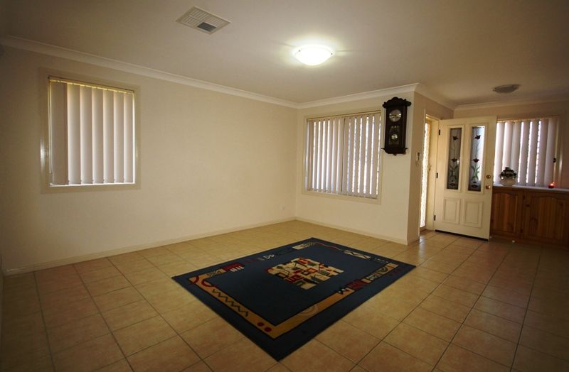 1 Bulga Place, HOXTON PARK, NSW 2171