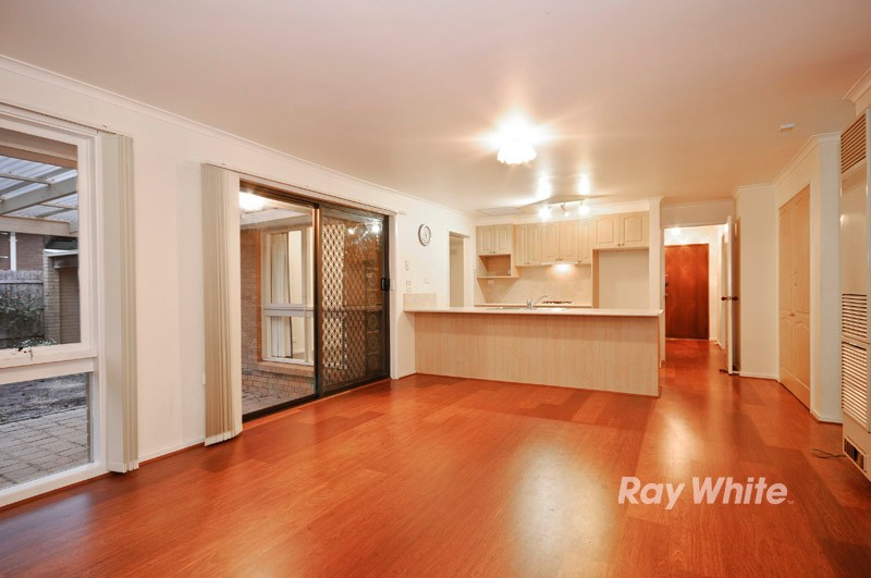 55 Mowbray Drive, WANTIRNA SOUTH, VIC 3152