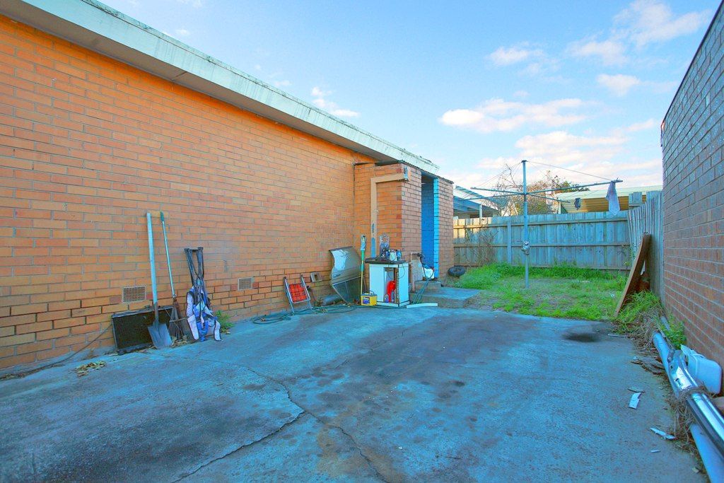 2/1A Larbert Road, NOBLE PARK, VIC 3174