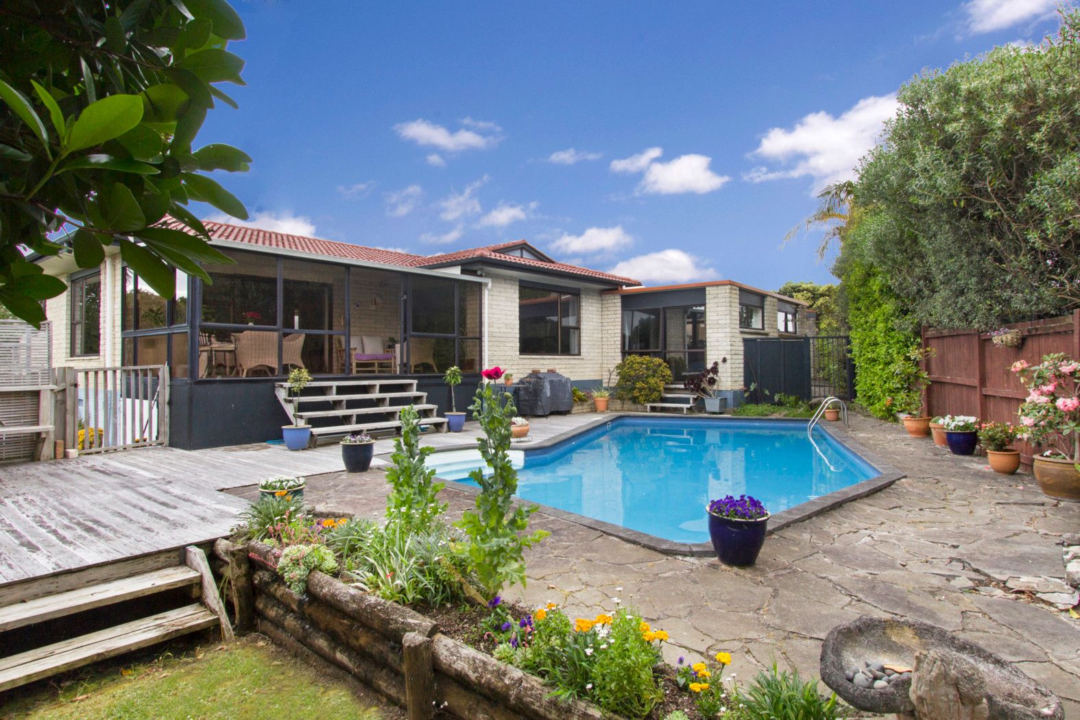 12 Sheralee Place, BUCKLANDS BEACH, Manukau City