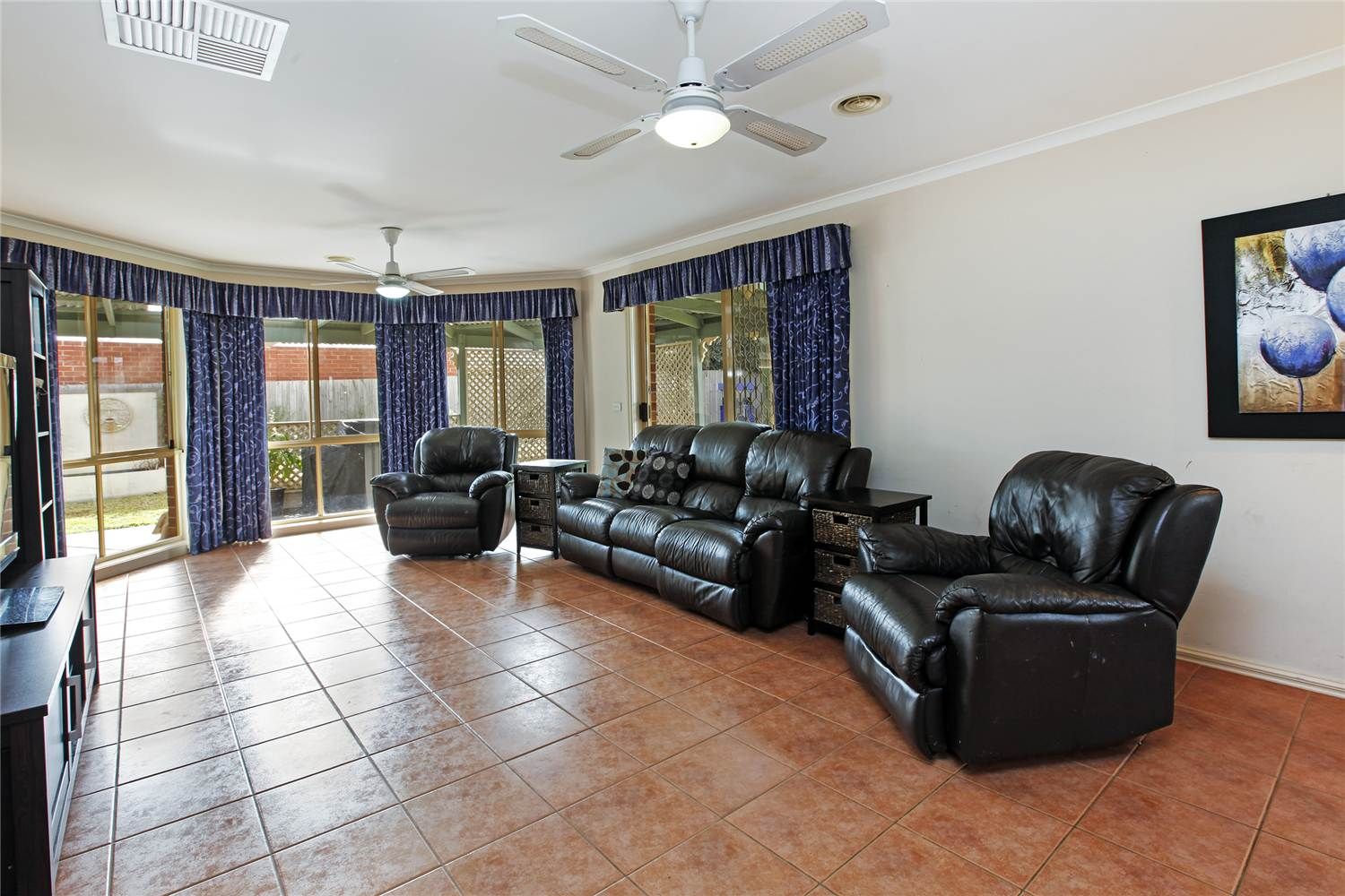 8 Lipson Drive, LARA, VIC 3212