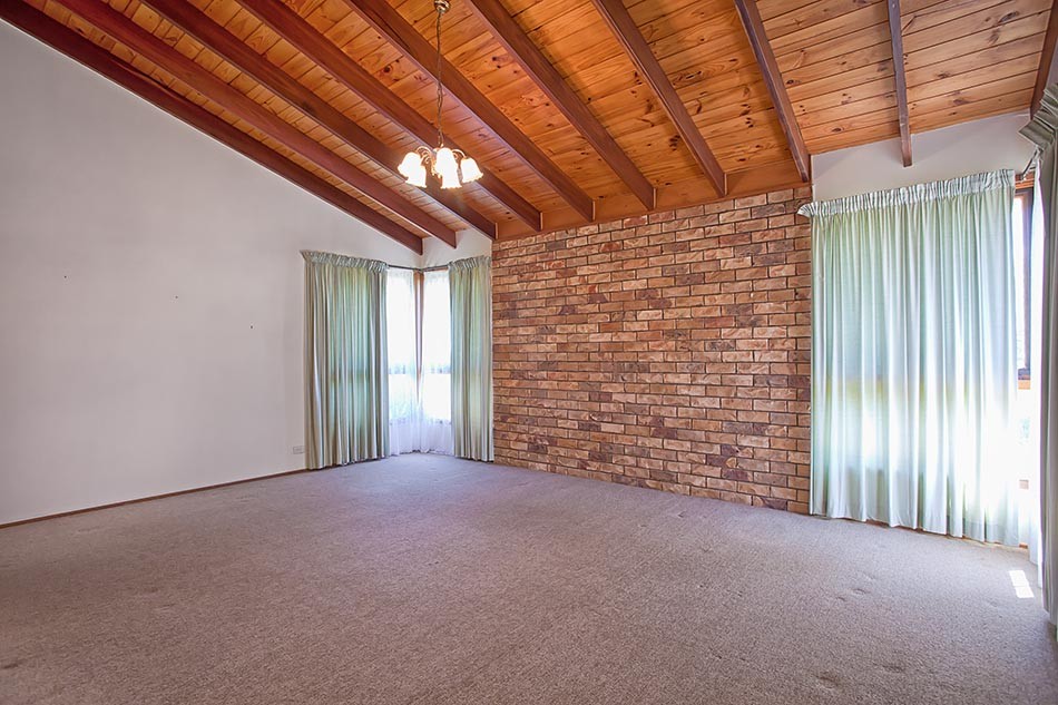 10 Arlaw Street, CENTENARY HEIGHTS, QLD 4350