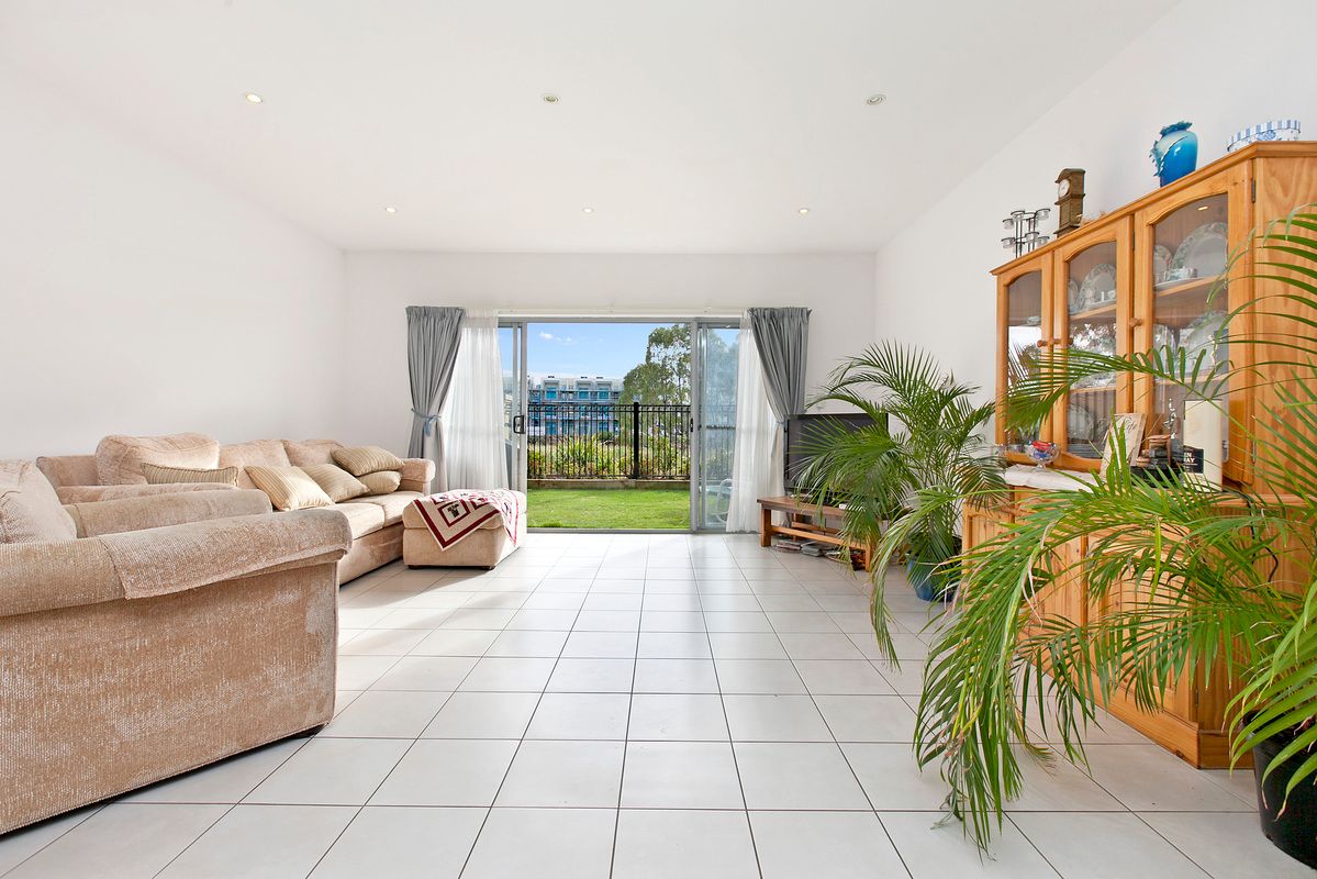 72 Harvey Circuit, MAWSON LAKES, SA 5095