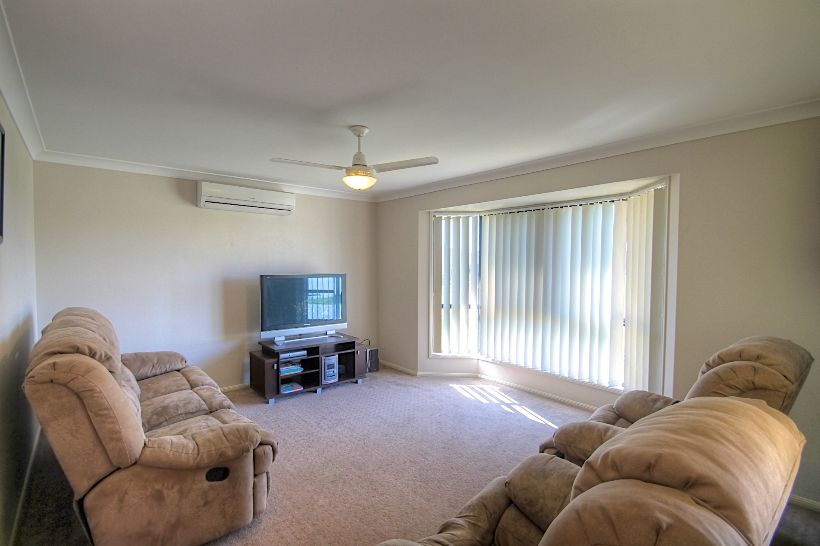 75 Rockman Drive, RACEVIEW, QLD 4305