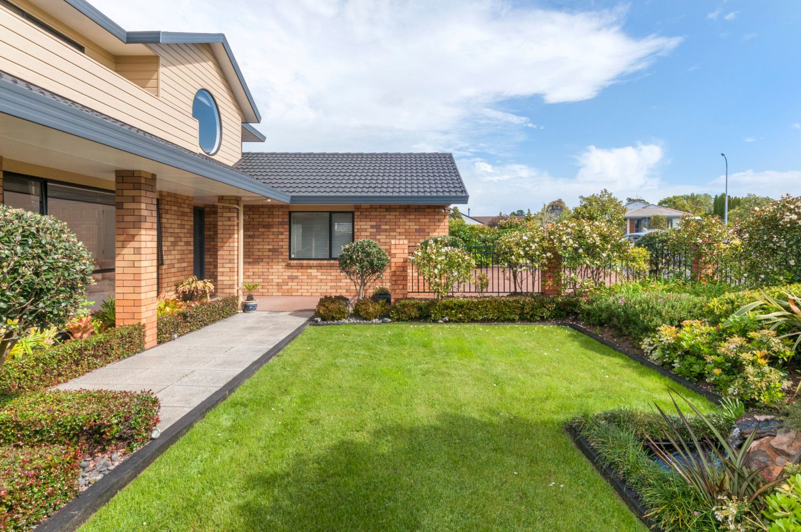 8 Campian Place, Cumbria Downs, Manukau City