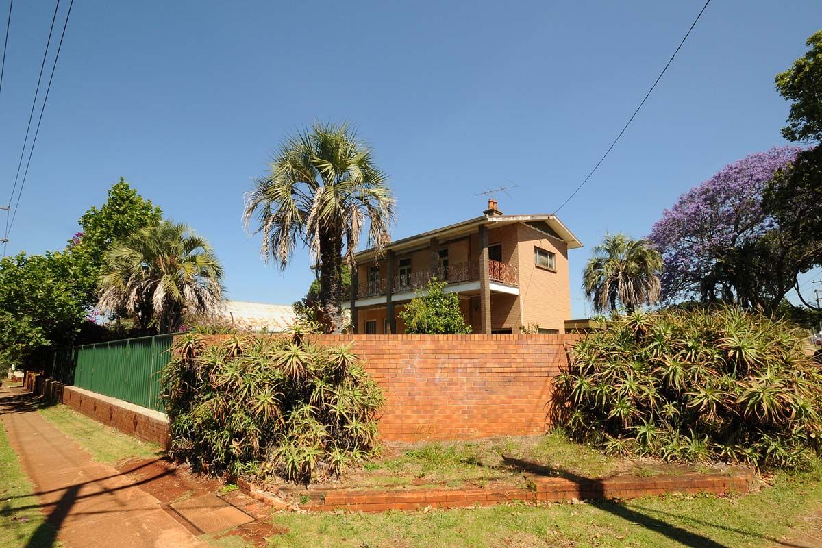 102 Herries Street, EAST TOOWOOMBA, QLD 4350