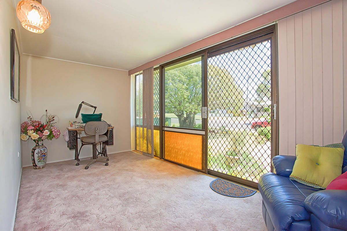 30 Lloyd Street, Harristown, QLD 4350