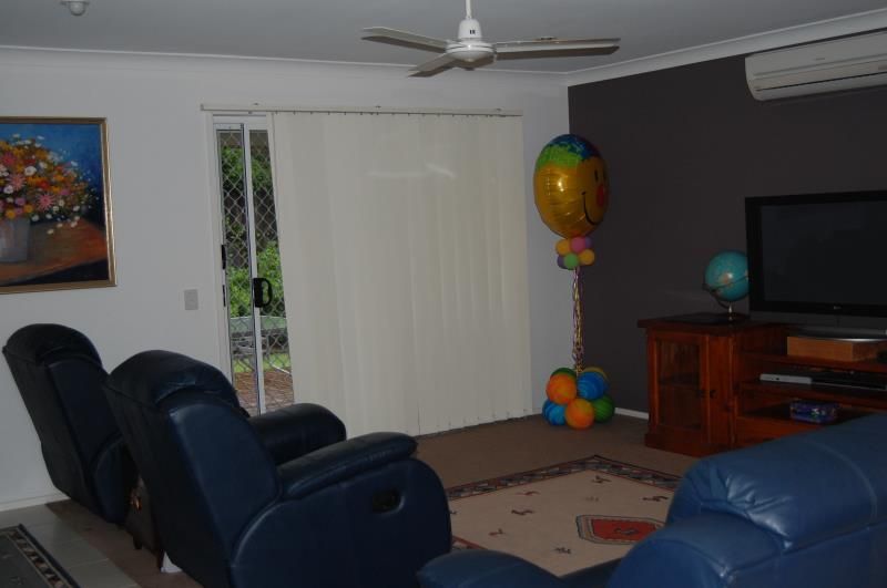 8 Nardoo Close, CARSELDINE, QLD 4034