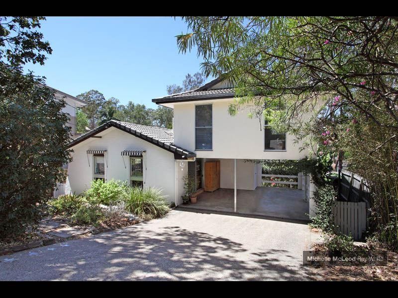 6 Furlong Street, INDOOROOPILLY QLD 4068