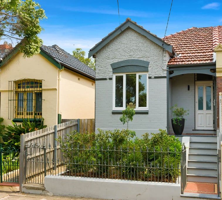 62 Northumberland Avenue, STANMORE NSW 2048