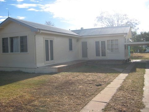 15 Yarran Street, COONAMBLE NSW 2829