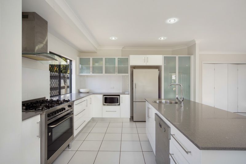 6 Floreat Close, KEWARRA BEACH, QLD 4879