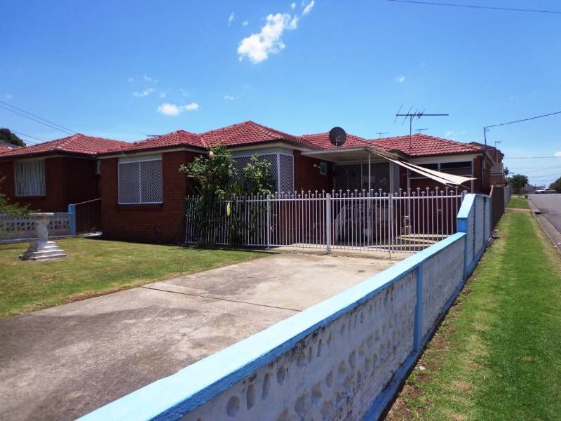 1 Evans Street, FAIRFIELD HEIGHTS NSW 2165