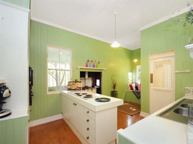 13 Somme Street, NORTH TOOWOOMBA, QLD 4350