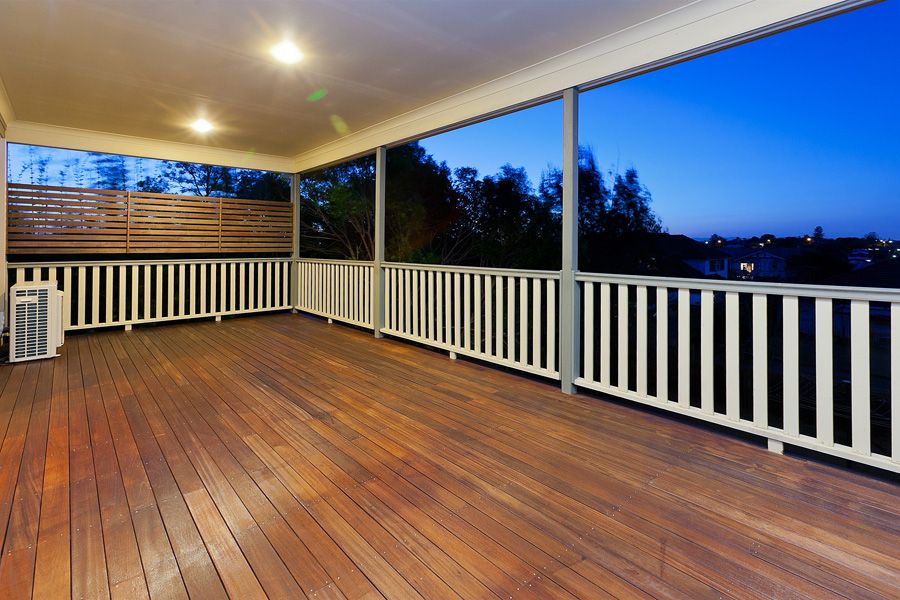 27 Boronia Avenue, HOLLAND PARK WEST, QLD 4121