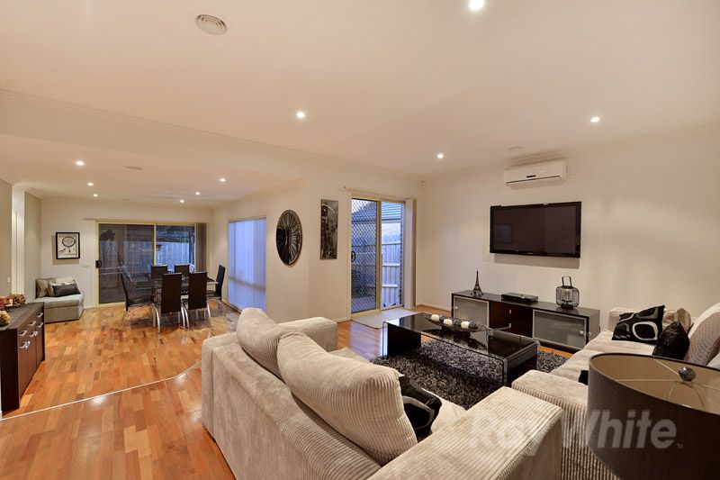 23 Treerise Boulevard, FERNTREE GULLY, VIC 3156