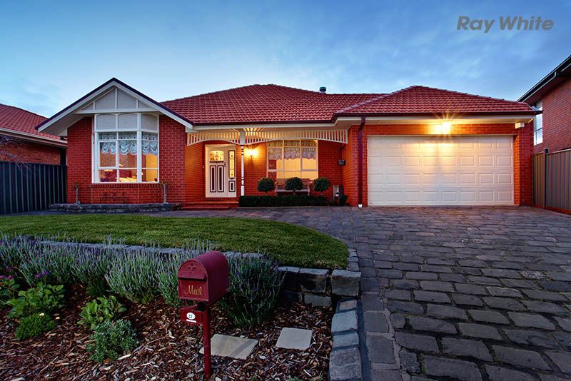 27 Illawong Terrace, BURNSIDE, VIC 3023