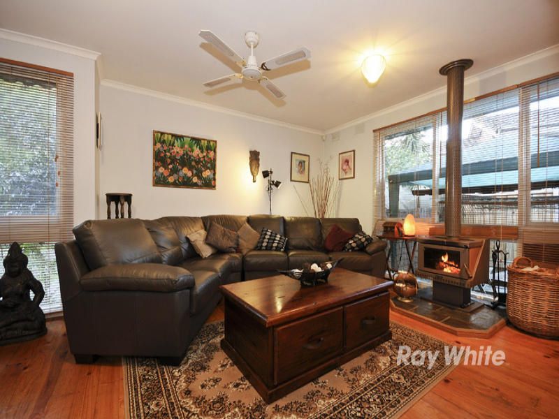 11 Alderford Drive, WANTIRNA, VIC 3152