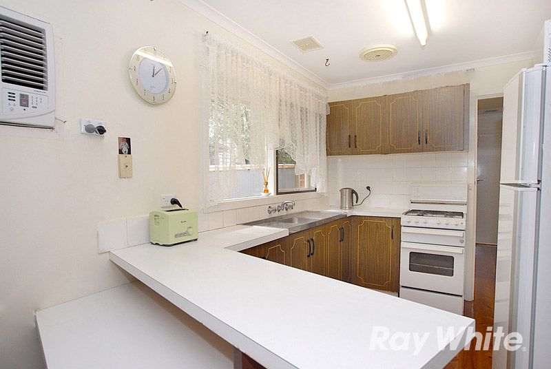 1/2 Alvina Street, FERNTREE GULLY, VIC 3156