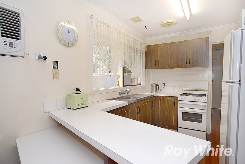 1/2 Alvina Street, FERNTREE GULLY, VIC 3156