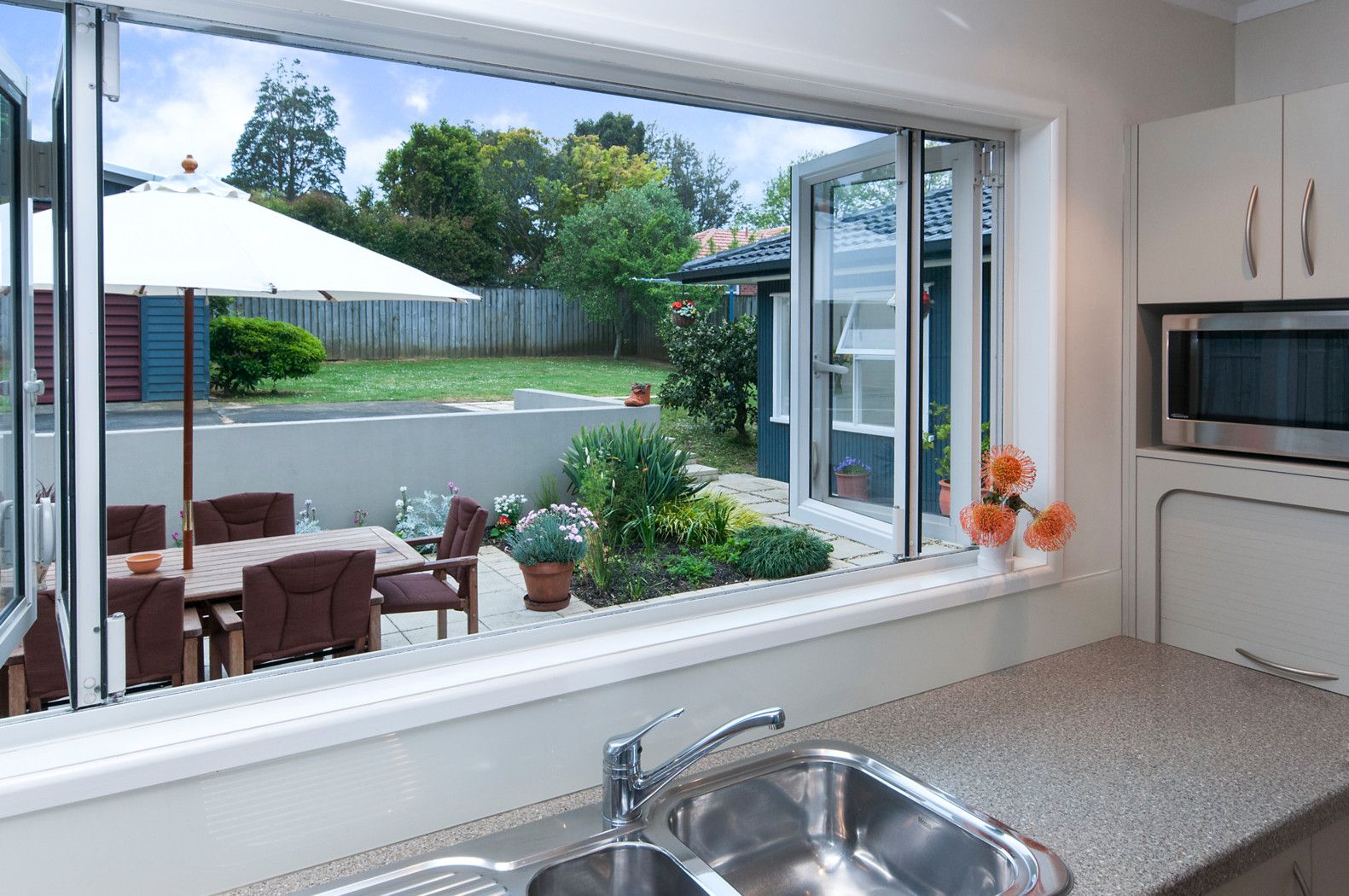 10 Stansfield Place, SUNNYHILLS, Manukau City