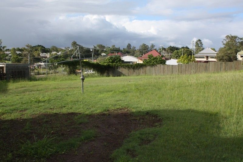 62 Tiger Street, WEST IPSWICH, QLD 4305